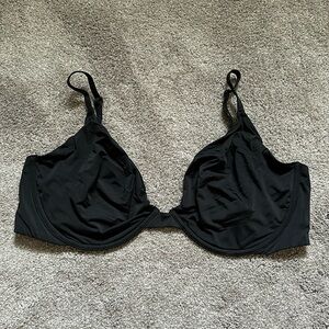 Victoria’s Secret unlined bra